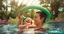 Kinder-doe-bad in Center Parcs De Huttenheugte
