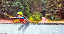 Waterskiën in Center Parcs De Kempervennen