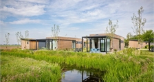 Lodge 4B Lodge-4B in Landal Park Wijdenes
