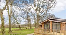Chalet - Retreat Lodge 4 8CE in Landal Kenwick Woods
