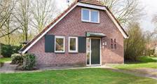 Bungalow 4L in Landal Stroombroek