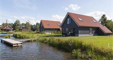 Watervilla Waterwoning de Zomertaling met sauna in RCN De Potten